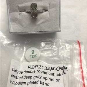 Size 8 Ring Bomb Party Ring